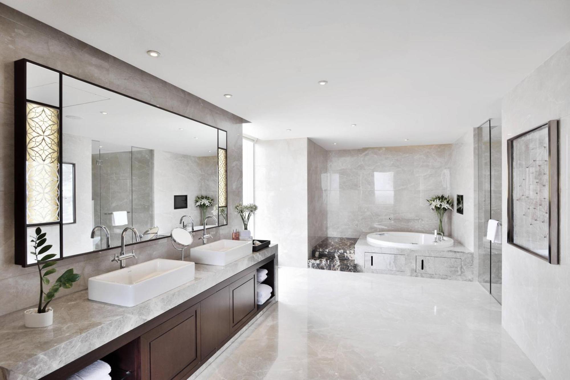 Kochi Marriott Hotel Eksteriør billede Bathroom