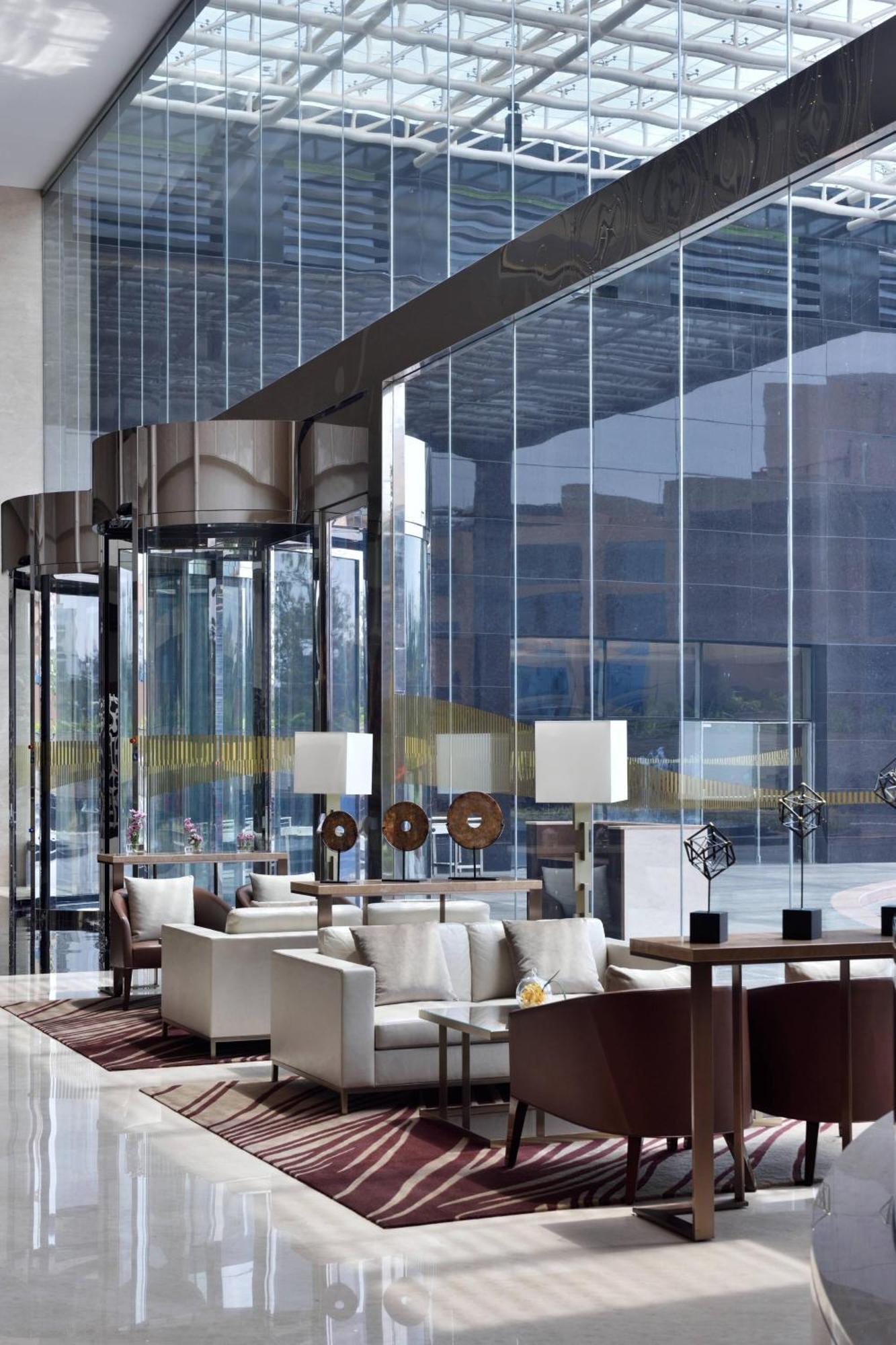 Kochi Marriott Hotel Eksteriør billede The lobby