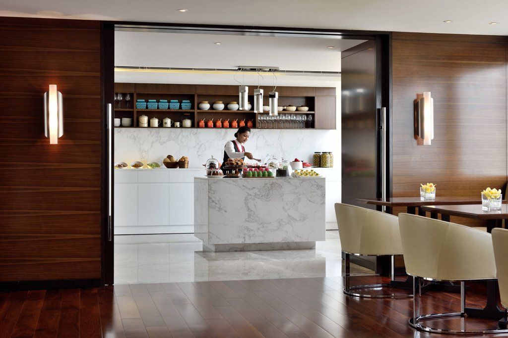 Kochi Marriott Hotel Eksteriør billede The private kitchen at the residence